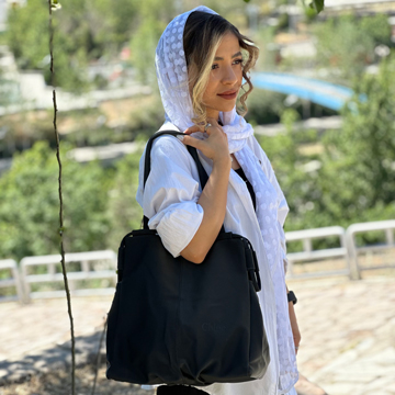 43 کیف زنانه دوشی بزرگ مدل هلنا - Image 1